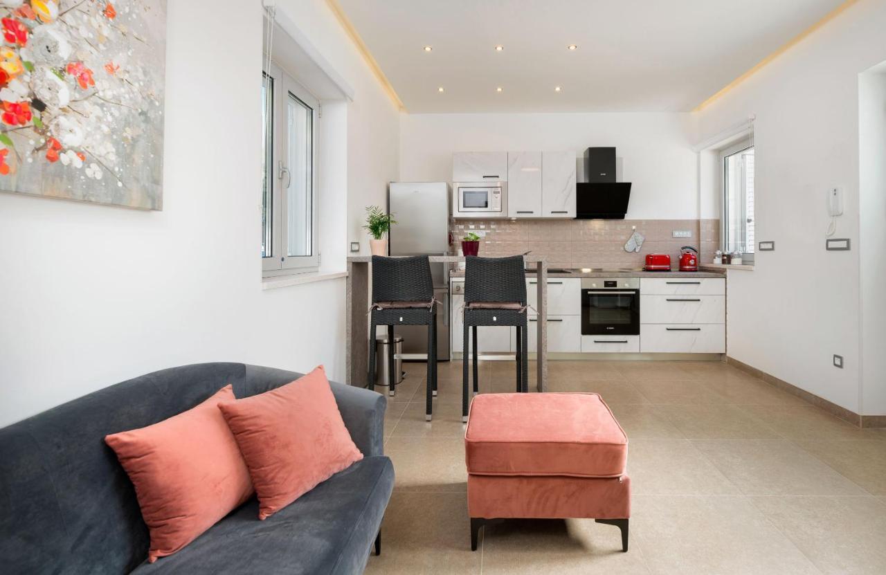Beach Residences Caroline 赫瓦尔 外观 照片
