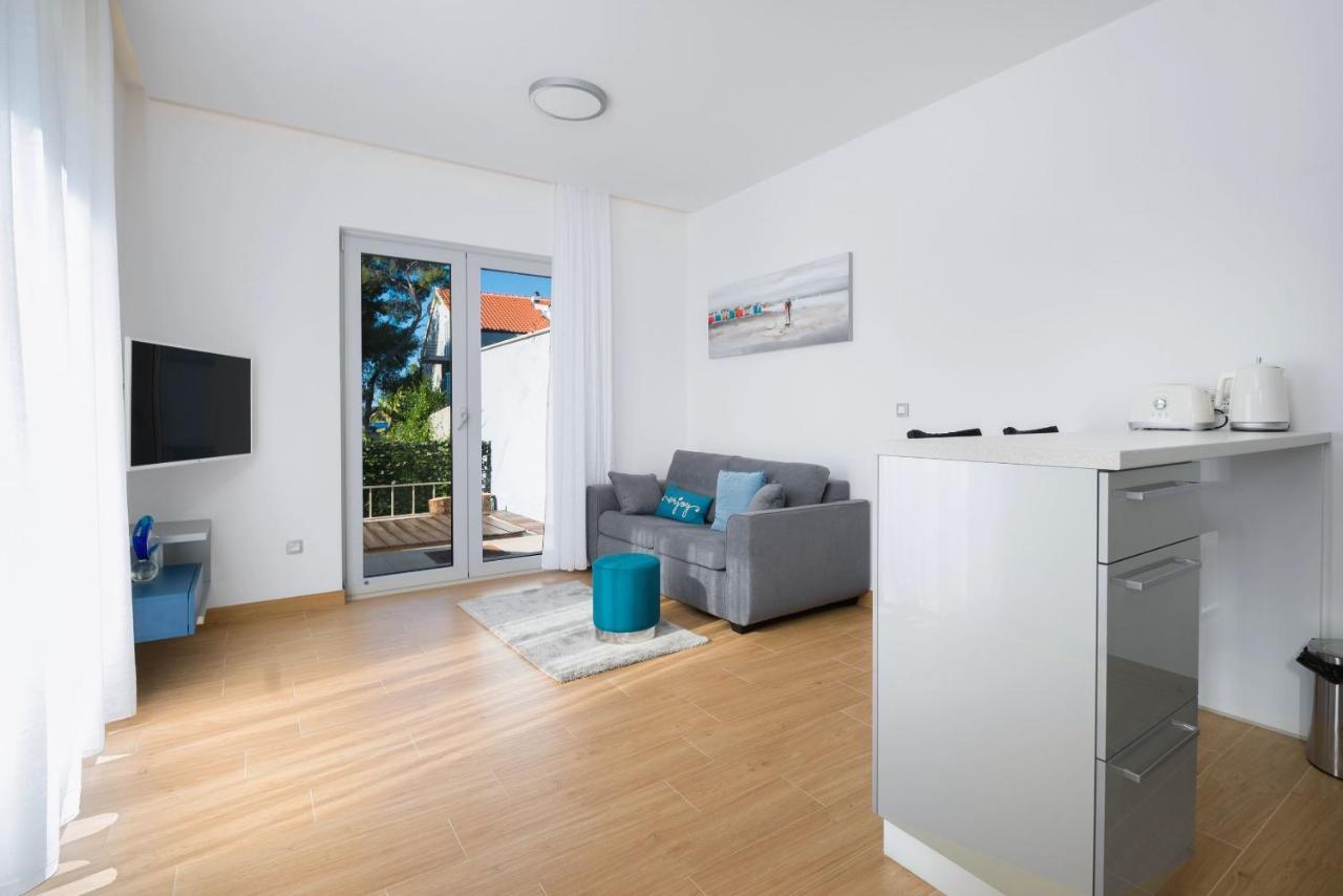 Beach Residences Caroline 赫瓦尔 外观 照片